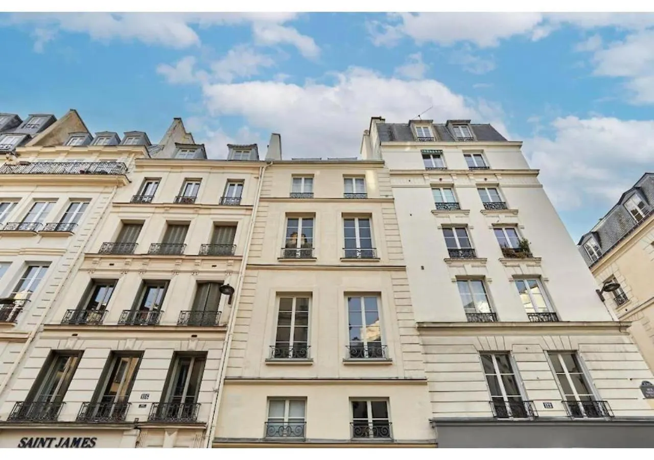 Apartment Le Marais Place Des Vosges By Studio Prestige Paříž