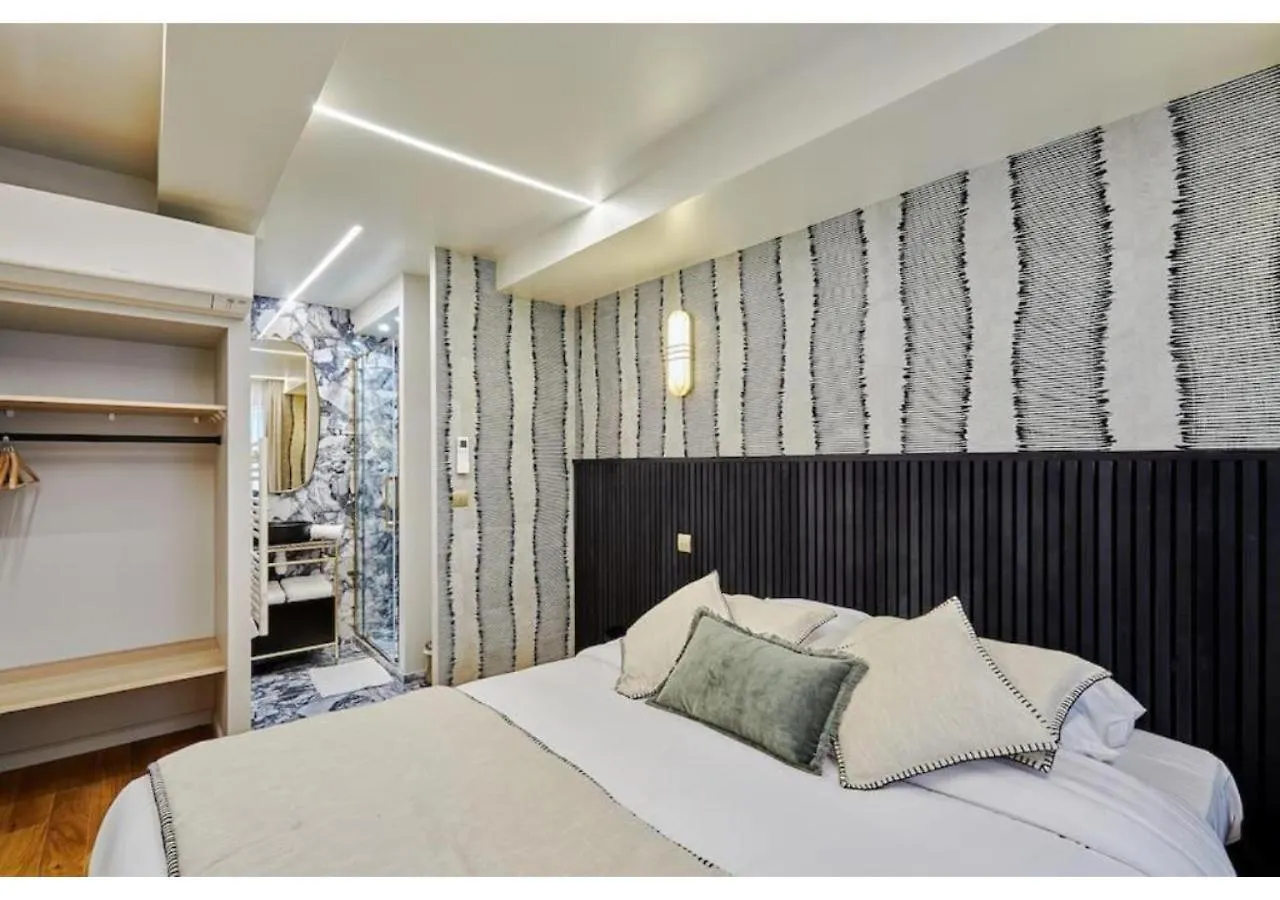 Apartment Le Marais Place Des Vosges By Studio Prestige Paříž